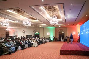 نشست صمیمی با نخبگان پاکستانی