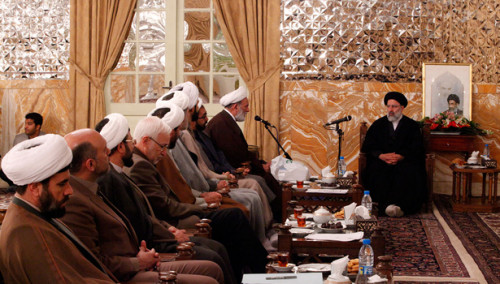 تربیت عالم با روحیه انقلابی باید اولین هدف دانشگاه علوم اسلامی رضوی باشد