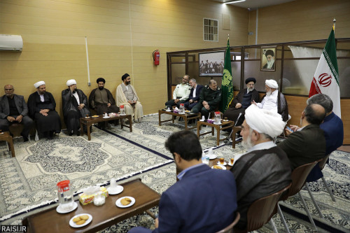 گزارش تصویری دیدار تولیت آستان قدس رضوی با امام جمعه و مسئولین شهر یزد