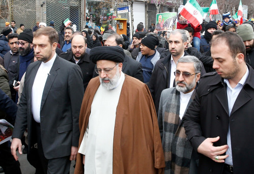 خواست انقلابیون در بستر گام دوم انقلاب؛ شکل گیری ساز و کارهای و ساختارهایتراز انقلاب اسلامی است