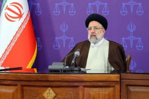 اگر آنقدر که جلسه گذاشتند تا چگونه از غرب کمک بگیرند، برای رونق تولید جلسه میگذاشتند، گرههای بزرگی در کشور باز شده بود