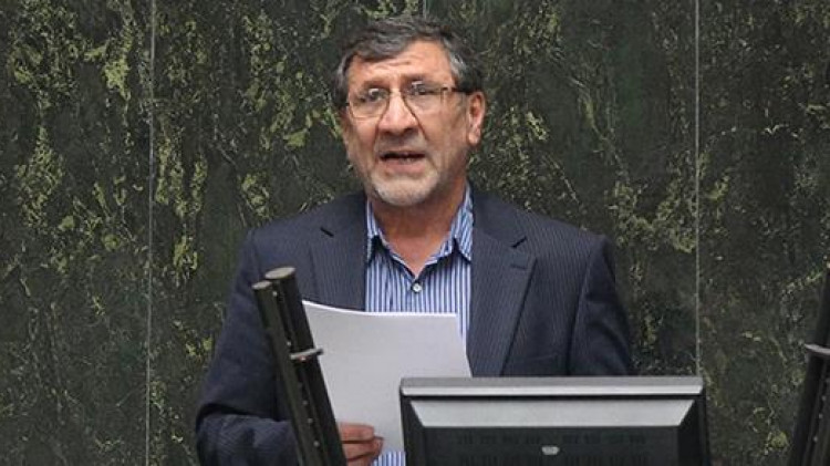 نماینده تهران: برنامه رئیسی برای کاهش 50 درصدی هزینههای درمان مثبت است