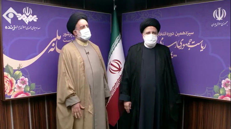 ورود «سید ابراهیم رئیسی» به سازمان صدا و سیما برای شرکت در مناظره مرحله اول انتخابات ریاست جمهوری