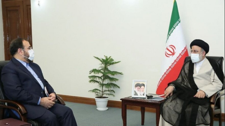 سه معاونِ روحانی به دیدار آیتالله رئیسی رفتند