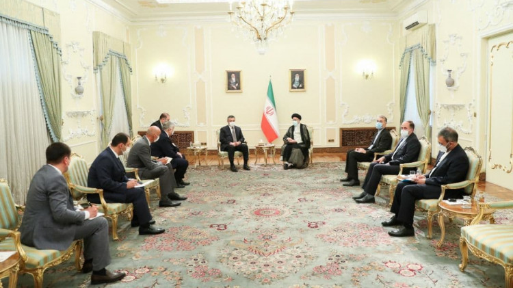 تصاویر دیدار رییس‌جمهور با رییس مجلس قانونگذاری عالی ازبکستان