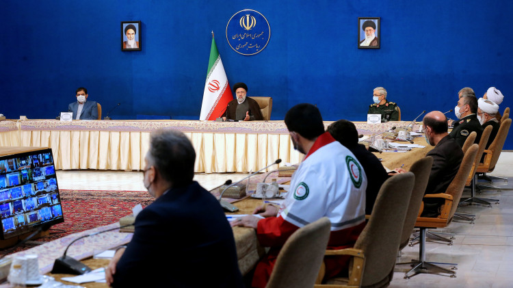 لازمه حفظ و بهبود شرایط موجود، رعایت شیوهنامههای بهداشتی و تداوم نظارت دقیق است/ مسابقات ورزشی با حضور محدود تماشاگران و رعایت شیوهنامههای بهداشتی برگزار شود