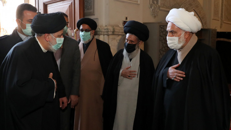 حضور رئیس جمهور در مراسم ترحیم آیتالله العظمی صافی گلپایگانی