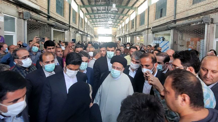 بازدید رئیس جمهور از فرآیند توزیع کالاهای اساسی در تهران