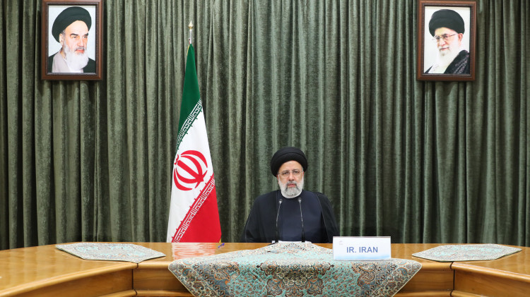 تبدیل عدالت جهانی به گفتمانی فراگیر در عرصه جهانی را ضرورتی انکارناپذیر میدانیم