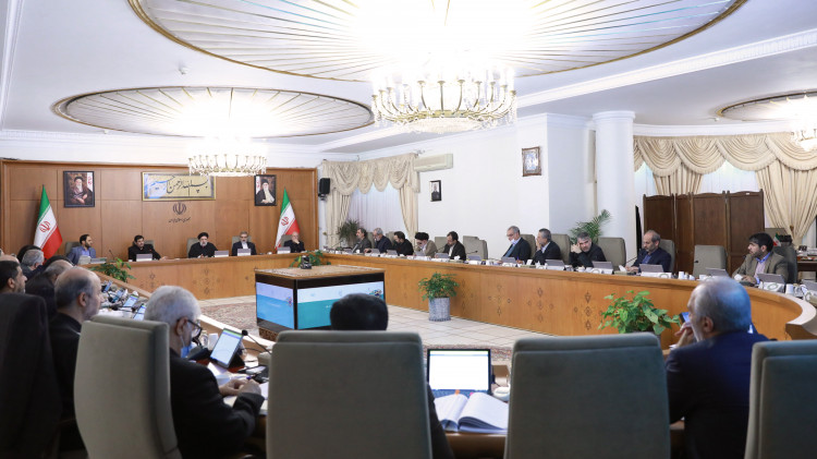 ترمیم حقوق باید بر مبنای دو اصل بهرهوری و تقویت قدرت خرید باشد تا نظام پرداختها عادلانه شود