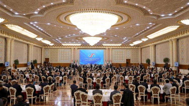 دکتر رئیسی: شناخت توانمندیها و تولیدات ایران و تاجیکستان زمینه عملیاتی شدن توافقات فیمابین است/ فعالان اقتصادی دو کشور برای تحقق توافقات تلاش کنند/ امامعلی رحمان: ایران یکی از اولویتهای اصلی تاجیکستان برای توسعه همکاریهای اقتصادی است