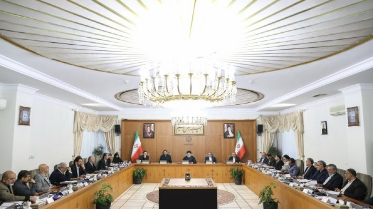 قدردانی از خودکفایی در تولید کاغذ و راهاندازی بزرگترین سامانه نظارت مردمی در هوشمندسازی توزیع نان/ ضرورت تشکیل اتاق اندیشهورزی جهت بررسی و اجرای نکات مطرح شده از سوی رهبری در دیدار قهرمانان مدالآور/ تشریح دلایل پیروزی مقاومت اسلامی فلسطین بر رژیم