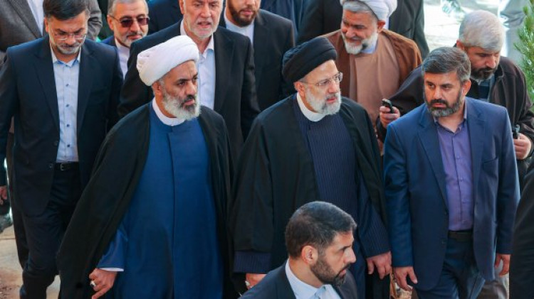بازدید دکتر رئیسی از طرح نهضت ملی مسکن شهر جدید پرند/ پیشرفت 90 درصدی احداث مجتمعهای مسکونی