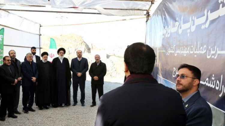 بازدید دکتر رئیسی از پروژه بزرگراه شمالی کرج و احداث بزرگترین پل غرب آسیا