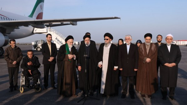 دولت مردمی شناخت و حل مسائل و نه عبور از کنار مشکلات را دنبال میکند/ گلستان استان ظرفیتهای متعدد و متنوع است