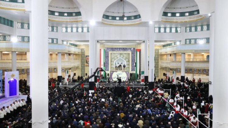 نام و یاد امام حسین (ع) رمز پیروزی و ماندگاری انقلاب اسلامی و استیصال دشمنان محسوب میشود/ پیروزی ملت فلسطین و نابودی رژیم جعلی صهیونیستی وعده الهی است/ ملت ایران با وجود همه فشارهای دشمن توانسته با پایبندی بر ارزشهای خود در نبرد ارادهها پیروز شود