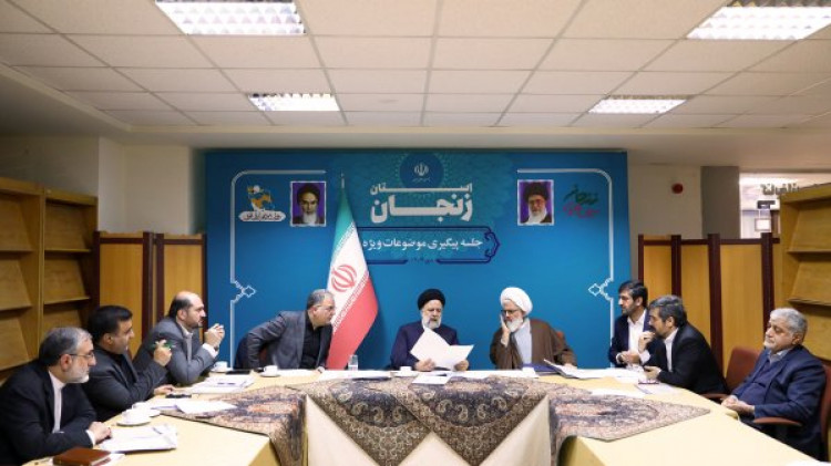 تامین مالی پروژه دو خطه کردن خطآهن قزوین - زنجان/ رفع بلاتکلیفی اجرای سد مشمپا/ رفع موانع محیط زیستی معادن استان