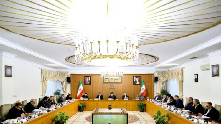 دستور دکتر رئیسی به مسئولان برای رسیدگی فوری و جدی به امور خانواده شهدای کرمان/ گزارش رئیس سازمان اداری و استخدامی از تلاش برای اجرای عدالت در جذب نیروی انسانی دستگاههای اجرایی/ تشریح آخرین وضعیت میدانی جنگ در غزه از سوی وزیر امور خارجه