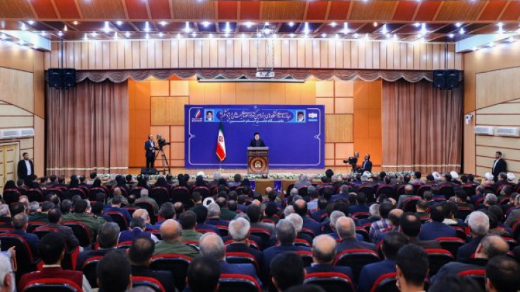ایجاد تحول در کشور در گرو حرکت دانشگاههاست/ رمز موفقیت دانشگاه امام حسین (ع) حرکت از مقالهمحوری به سمت مسئلهمحوری است/ عدم مهارتآموزی در کنار علمآموزی به دانشجویان از خلأهای موجود در دانشگاهها و مراکز علمی کشوراست
