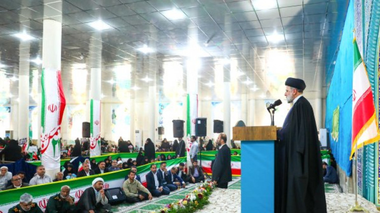 دشمن در گذشته با زبان تهدید و اشاره به گزینههای نظامی با ما سخن میگفت اما امروز دیگر این سخن را نمیشنوید/ ما جنگی را آغاز نخواهیم کرد، اما اگر کسی برای ما قلدری کند، جواب محکمی به او خواهیم داد/ مردم هرمزگان به گواه تاریخ مردمی حقخواه و مقاوم بود