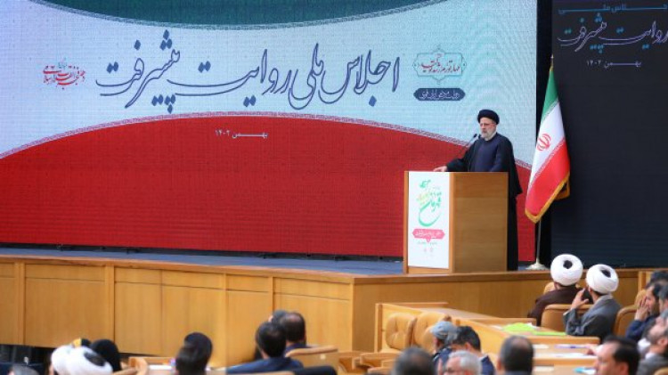 روایت پیشرفتها تلاش دشمن برای القای ناامیدی و یاس را به شکست میکشاند/ باید رشادتها، شجاعتها، ایستادگیها و مظاهر پیشرفت را تبدیل به امید در روح، جان و روان جامعه کرد/ ملت ایران در جنگ ارادهها بر دشمن پیروز شده و امروز باید این پیروزی به درستی رو