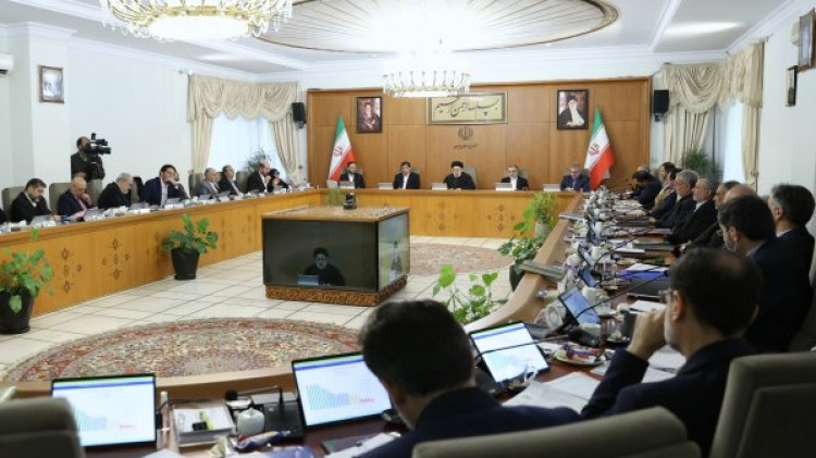 دکتر رئیسی: زیرساختها و مقدمات برگزاری پرشور و باشکوه انتخابات فراهم و آماده است/ دعوت از همه آحاد ملت برای حضور پرشور در انتخابات/ گزارش وزرای اقتصاد و ارتباطات از رکوردشکنی در عرصه ترانزیت کالا و پرتاب ماهواره در دولت مردمی