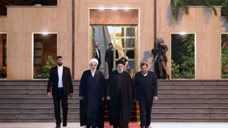 دکتر رئیسی تهران را به مقصد الجزیره پایتخت الجزایر ترک کرد