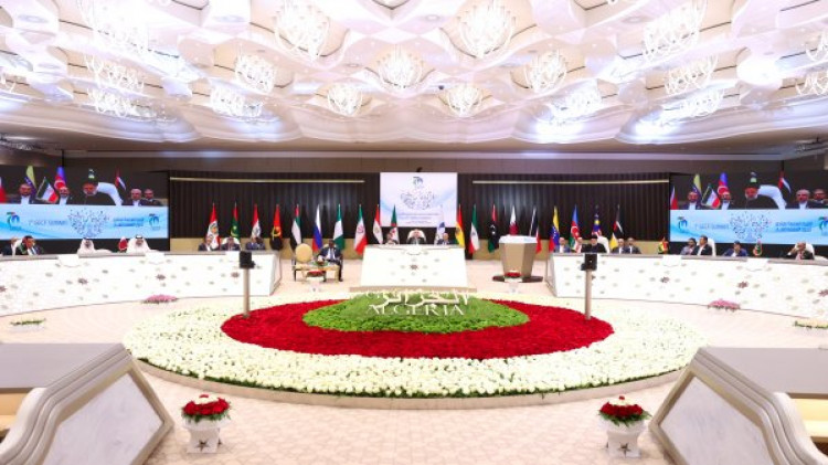 ایران آمادگی تبدیل شدن به هاب انرژی بین تولیدکنندگان و بازارهای مصرف را دارد/لزوم ایجاد سازوکاری برای تبادل دانش فنی و تجربیات کشورهای عضو در صنعت گاز/ فلسطین معیار وجدان جامعه بشری است؛ سکوت کنندگان امروز فردا سیلی سختی خواهند خورد