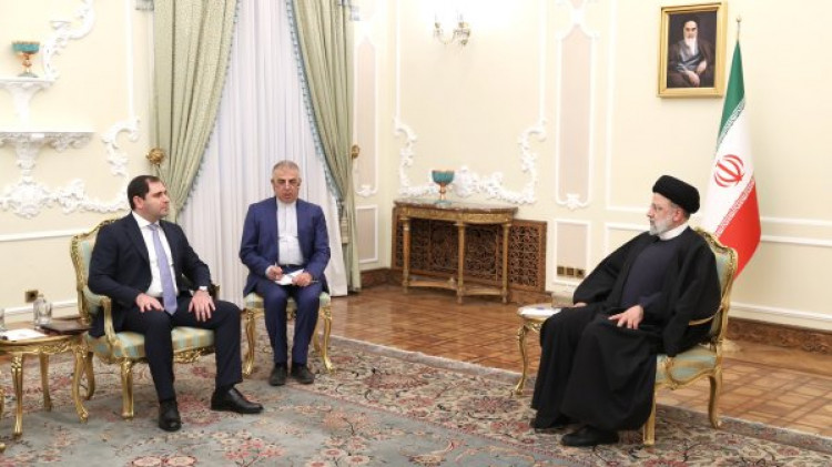 دکتر رئیسی: میدان دادن به بیگانگان امنیتآور نیست و آرامش فقط با همکاری کشورهای منطقه تضمین خواهد شد