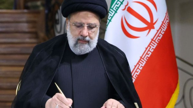 پیامهای تبریک دکتر رئیسی به فرماندهان سپاه و ارتش