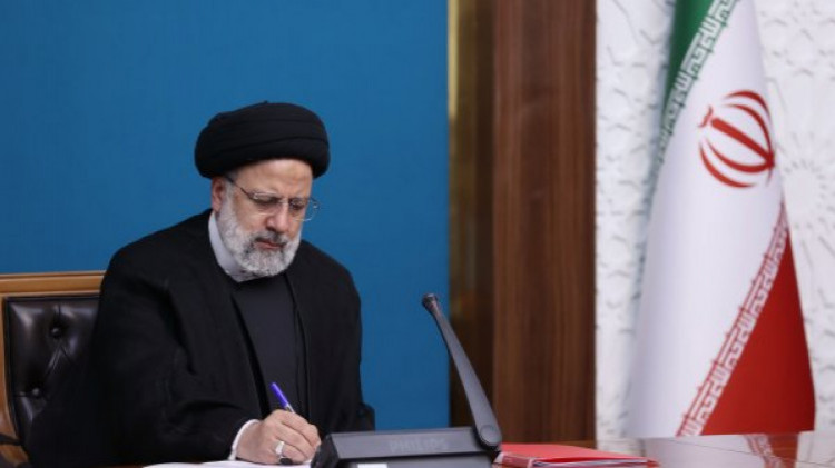 پیام تسلیت رئیس جمهور در پی درگذشت همسر رئیس کمیته امداد امام خمینی (ره)