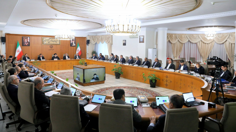 گزارش اعضای تیم اقتصادی از اقدامات و دستاوردهای یکساله دولت/ دکتر رئیسی: اعضای دولت به دستاوردهای فعلی اکتفا نکرده و تلاش خود را مضاعف کنند