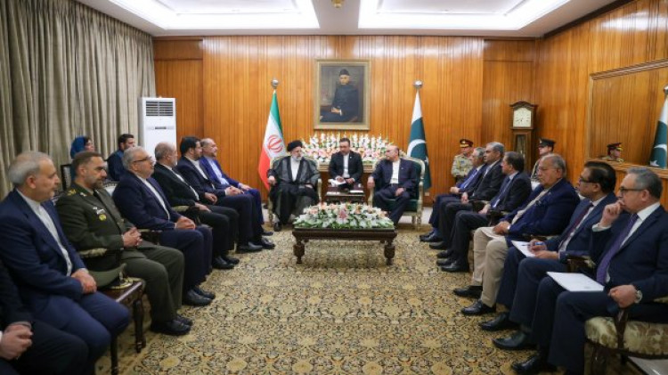 دکتر رئیسی: اشتراکات فرهنگی و مذهبی میان دو ملت ایران و پاکستان موجب تحیکم پیوندها و زمینهساز تعمیق روابط دو کشور است