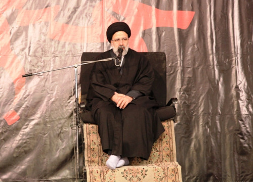 جاودانگی امام خمینی به خاطر میراث او یعنی انقلاب اسلامی است