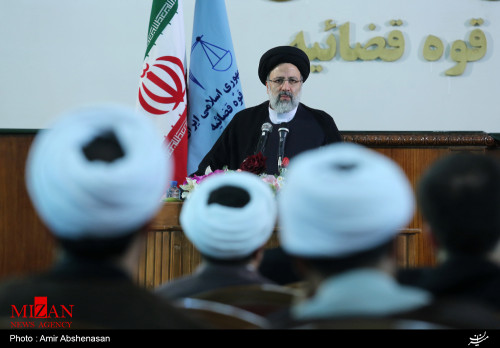 حجتالاسلام رییسی در مراسم تحلیف کارآموزان قضایی