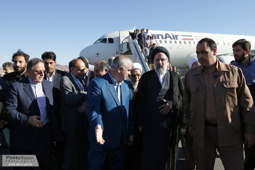 گزارش تصویری: ورود حجت الاسلام رئیسی تولیت آستان قدس رضوی به بیرجند