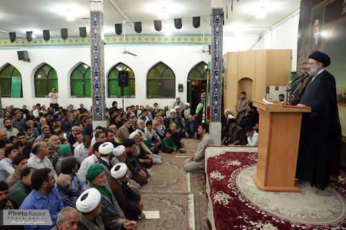 گزارش تصویری :سخنرانی حجت الاسلام رئیسی در شب شهادت امام باقر(ع) در بنای باقریه شهرستان بیرجند