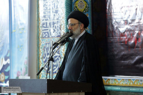 گزارش تصویری: سخنرانی حجت الاسلام رئیسی در مراسم عزاداری امام باقر(ع) مهدیه سربیشه بیرجند
