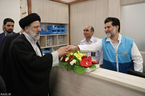 گزارش تصویری: افتتاح مرکز مجهز فوریتهای پزشکی زائر با حضور تولیت آستان قدس رضوی در صحن هدایت حرم امام رضا(ع)
