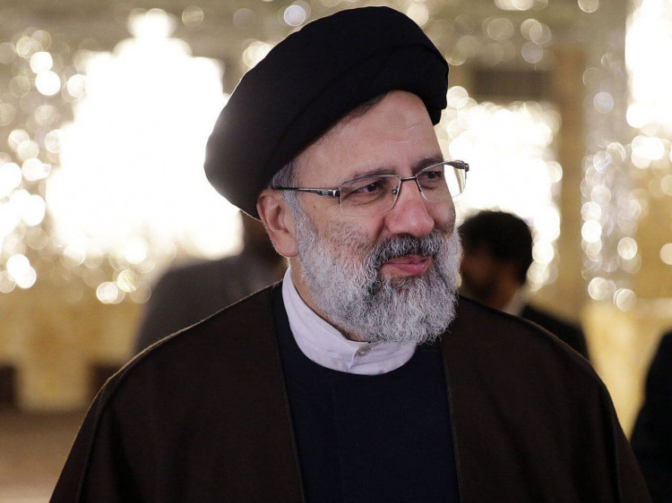 امشب همه به فضای مجازی میآیند/ رئیسی حرف آخر را خواهد زد