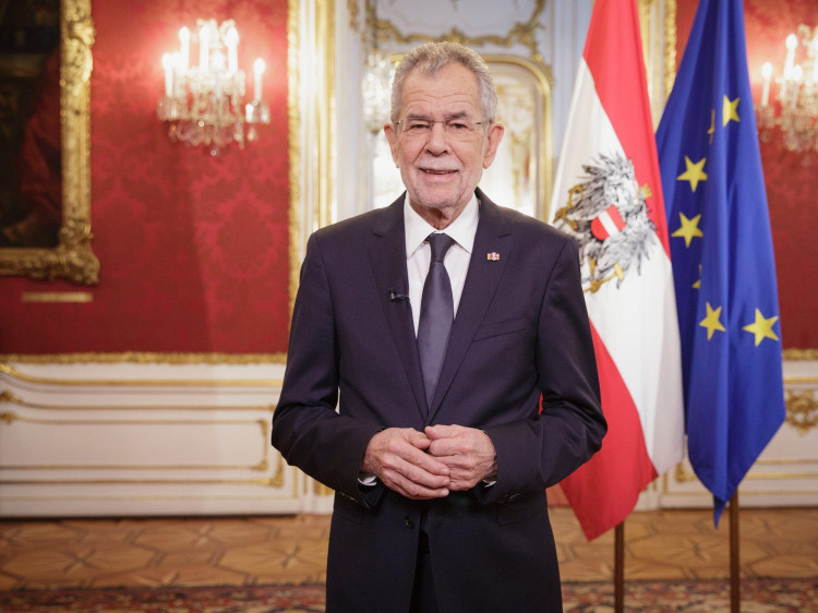 رئیس جمهور اتریش، انتخاب دکتر رئیسی را تبریک گفت
