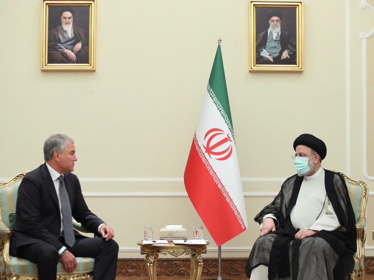همکاری ایران و روسیه عاملی بازدارنده در برابر یکجانبه گرایی است