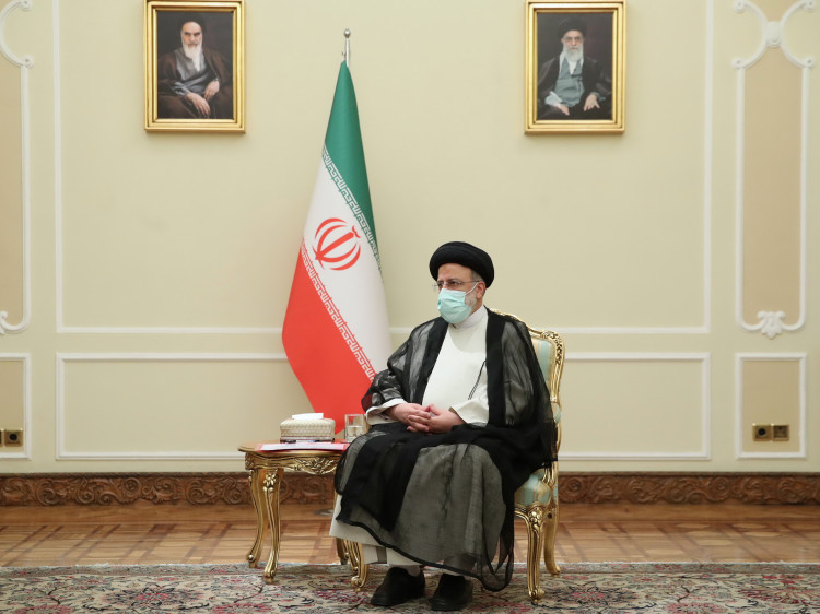 آیت الله رئیسی: اراده جدی و صمیمانه ایران توسعه روابط با امارات است