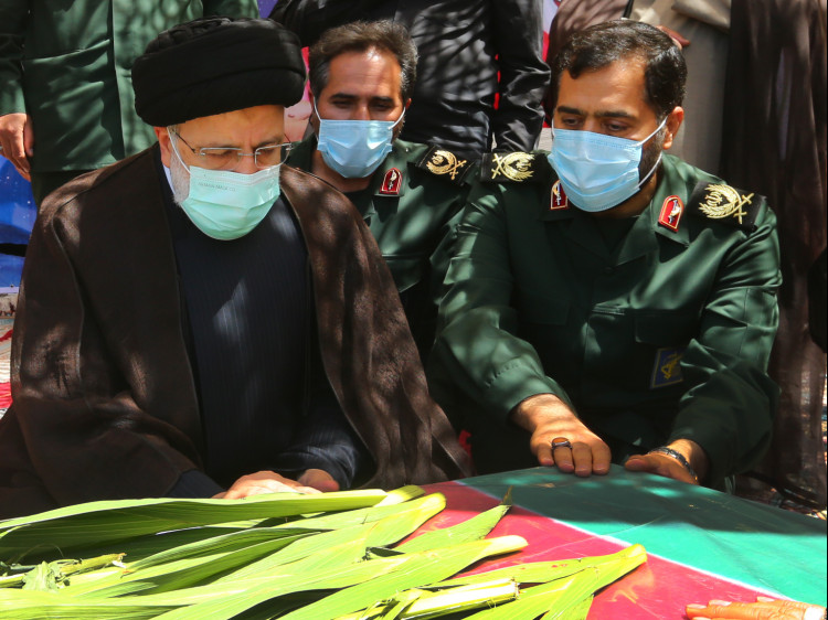 فیلم مراسم تشییع شهیدان گمنام دفاع مقدس در جنوب شرق تهران
