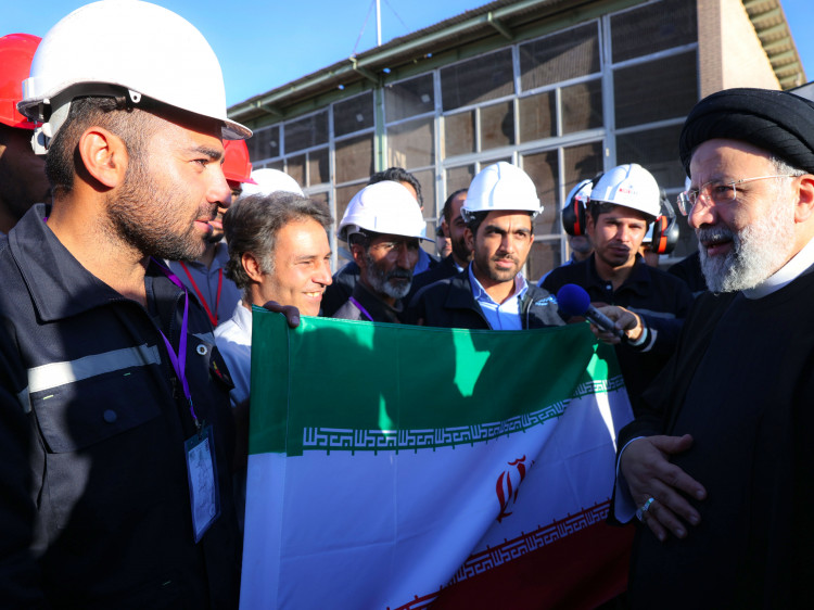 تصاویر افتتاح واحد احیای مستقیم مجتمع فولاد اسفنجی قائنات