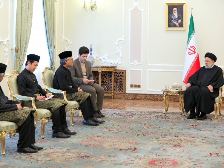 اولویت ایران تعمیق و توسعه روابط اقتصادی، فرهنگی و سیاسی با کشورهای مسلمان است