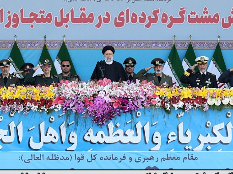 فیلم مراسم روز ارتش جمهوری اسلامی ایران