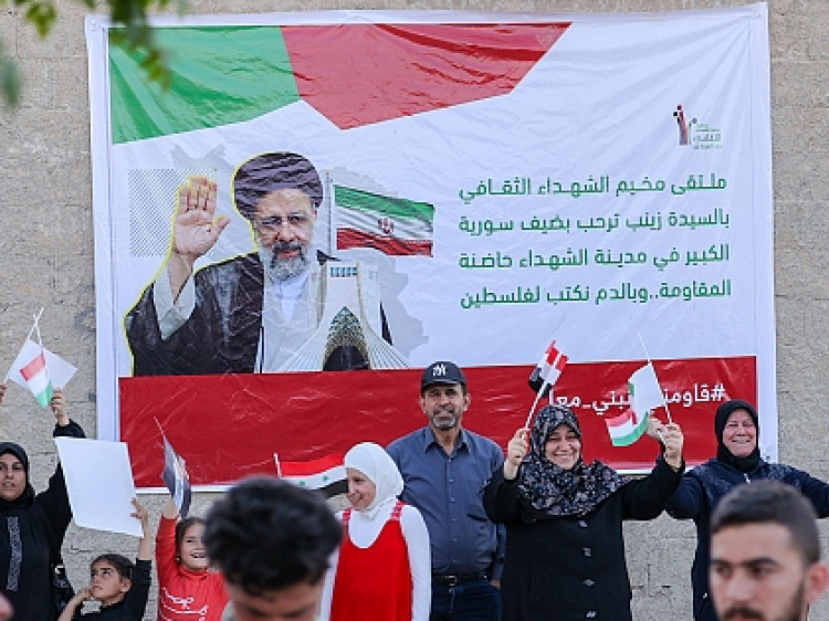 فیلم سخنرانی در جمع زائران و مجاوران حرم حضرت زینب سلام الله علیها