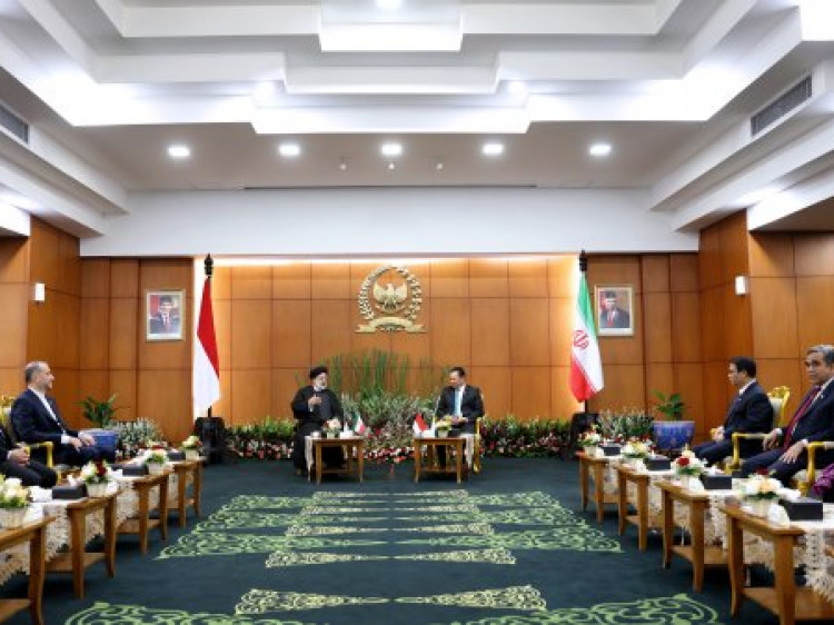 دکتر رئیسی: گسترش روابط ایران و اندونزی به نفع جهان اسلام است