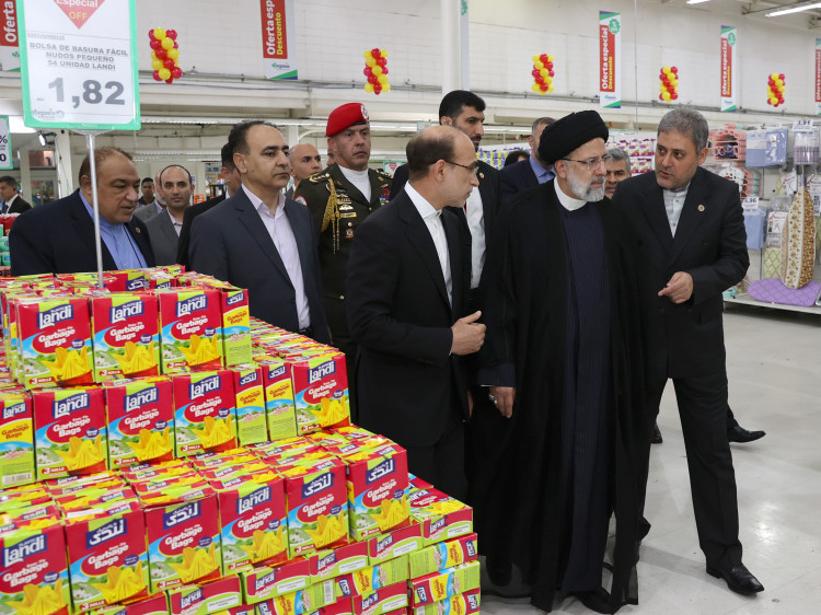 تصاویر بازدید از فروشگاه بزرگ محصولات صادراتی ایرانی «مگاسیس» در کاراکاس